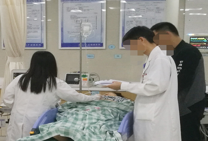 臺風中的急診科02.jpg