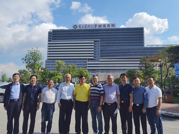 左4、左5分別為楊鎮(zhèn)教授、鄒聲泉教授.jpg